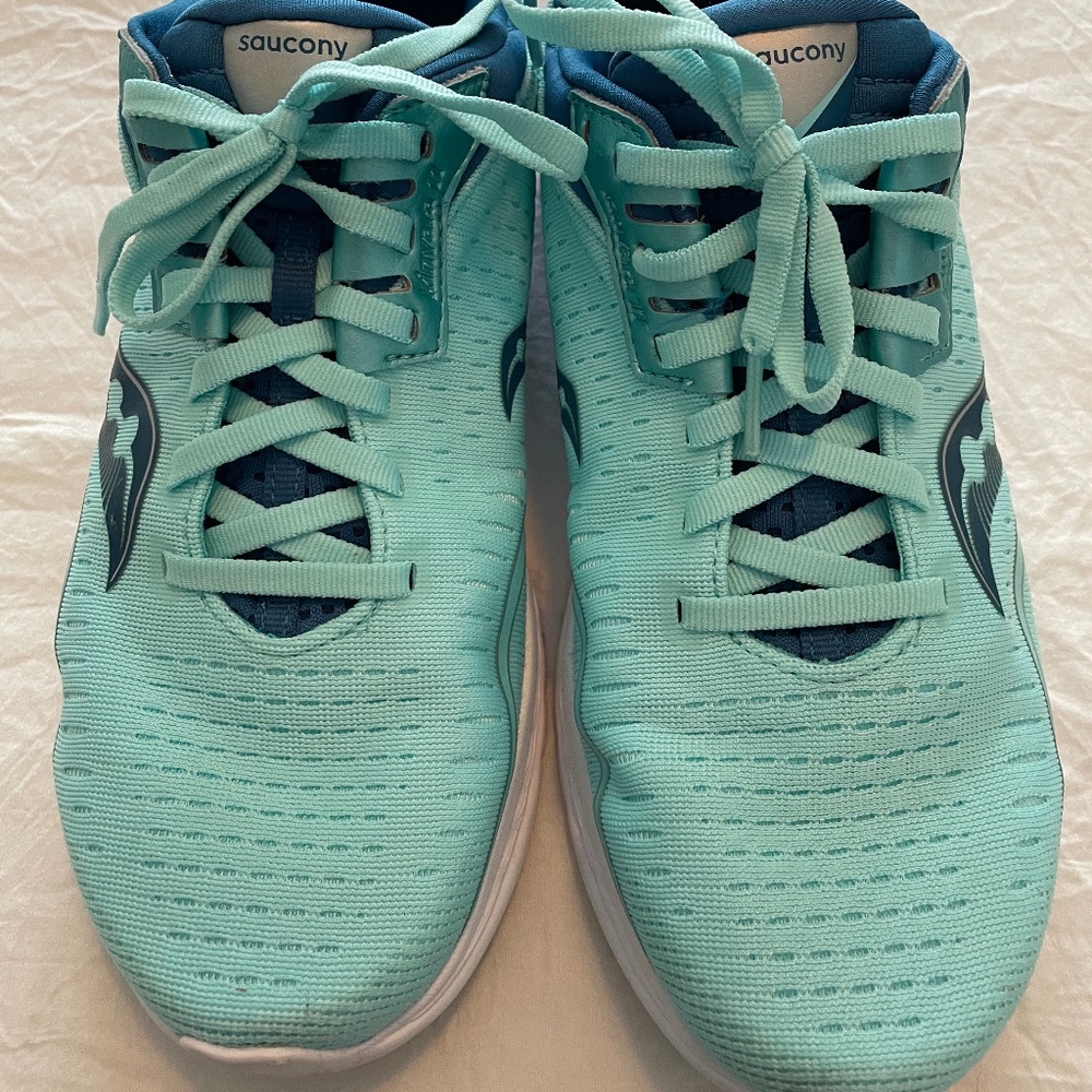 Saucony Kinvara 11 Women’s Tennis Shoes Size 9w Gem